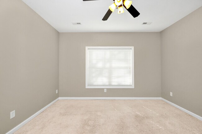 Building Photo - 202 Lanier Rd