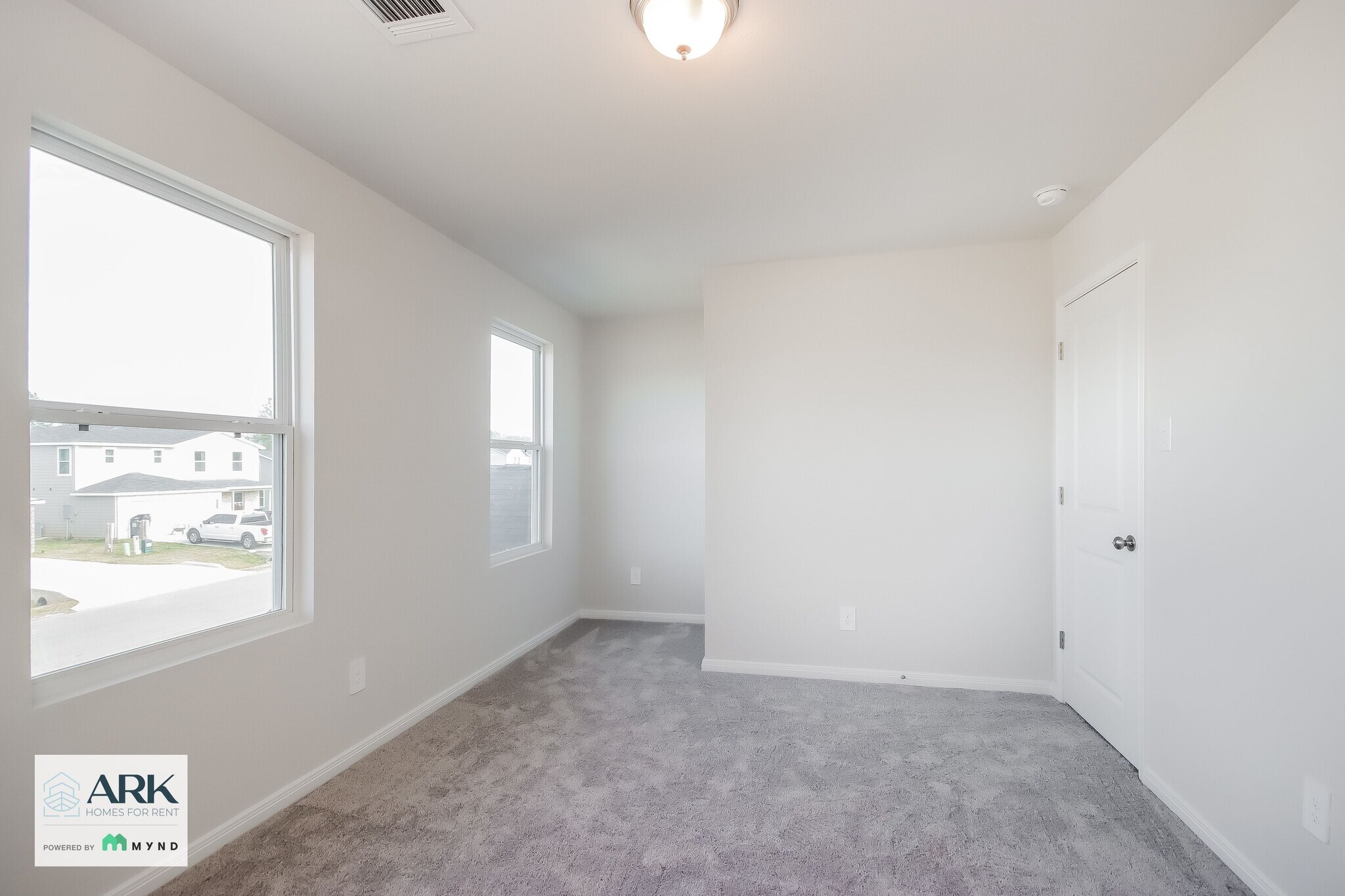 Building Photo - 15520 Briar Forest Dr