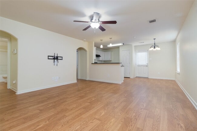 Building Photo - 4215 Medina River Loop