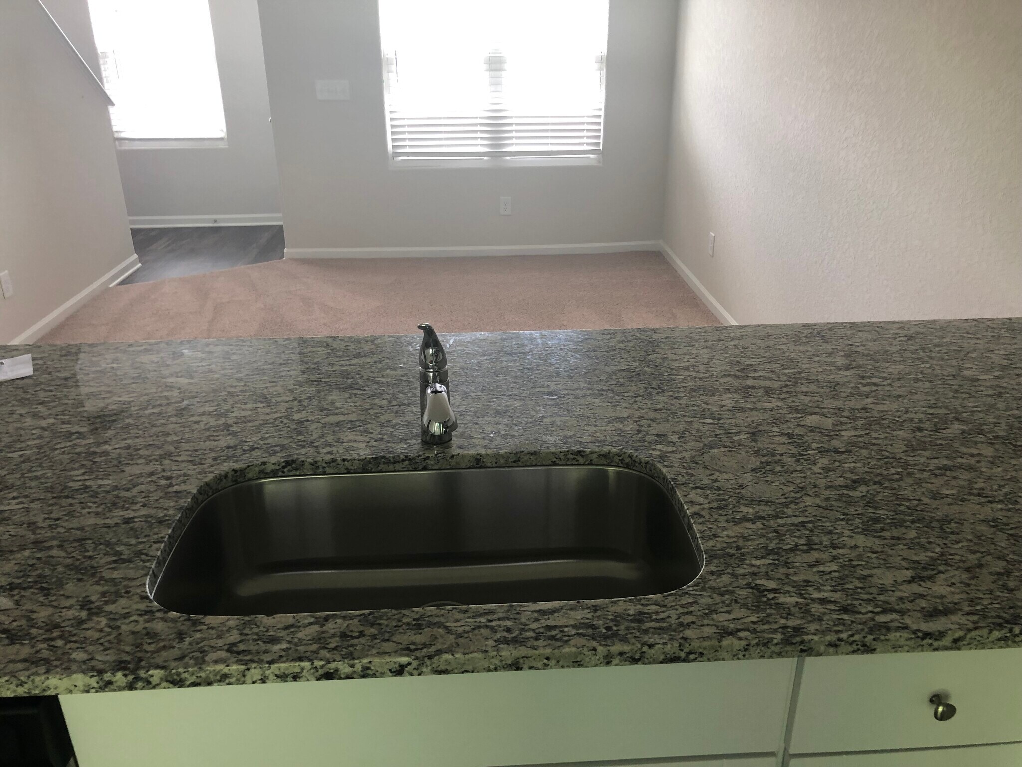 Building Photo - 225 Chandler Ct