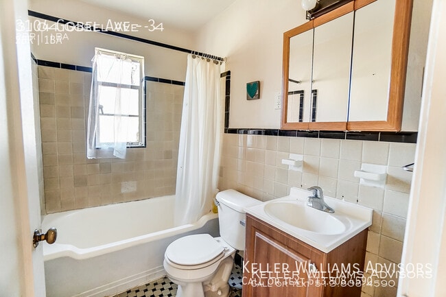 Building Photo - 3104 Gobel Ave