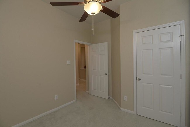 Building Photo - 67 N Veranda Ridge Dr