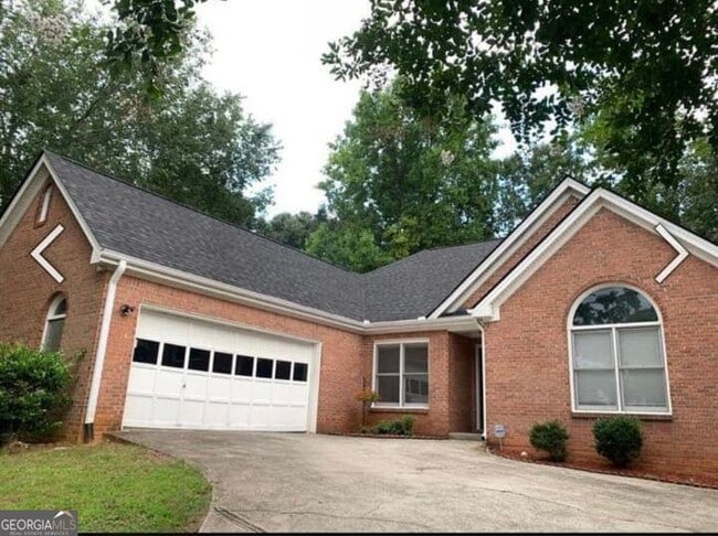 Building Photo - 3530 Pierce Arrow Cir