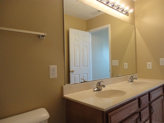 Building Photo - 32 Choctaw Cir