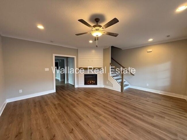 Building Photo - PRICE REDUCTION!!  BRAND NEW 3 BEDROOM TOW...