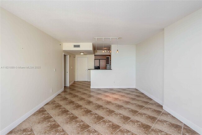 Building Photo - 335 S Biscayne Blvd