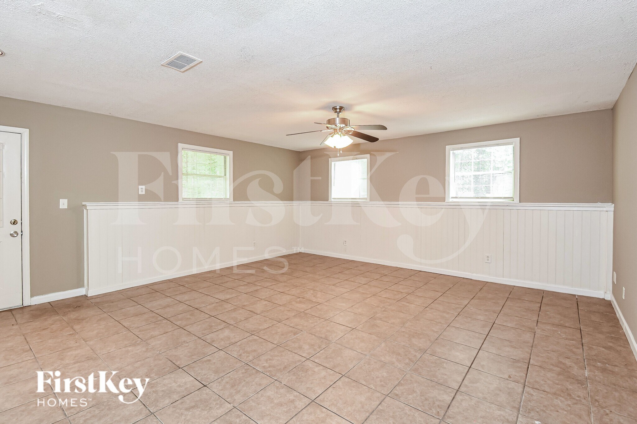 Building Photo - 1170 Kennesaw Springs Dr NW
