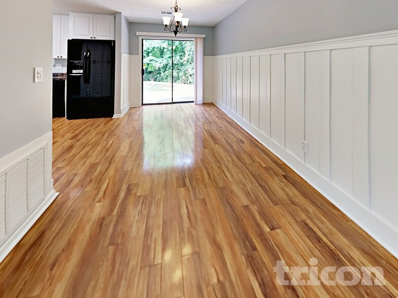 Building Photo - 1370 High Country Ct