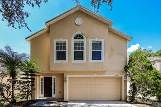 Building Photo - 13825 Gentle Woods Ave