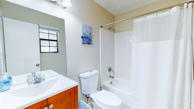 Building Photo - 6189 Charring Cross Ct