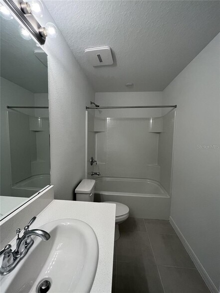 Building Photo - 34142 Polacca Ln