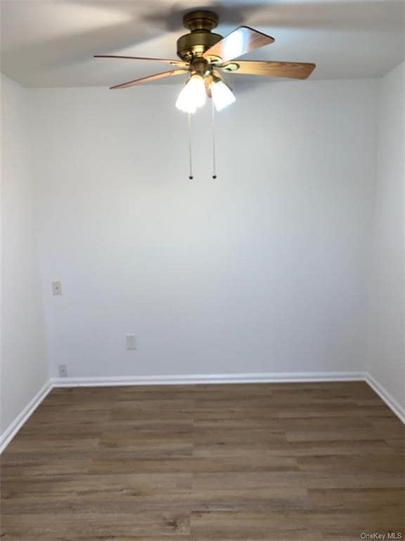 Building Photo - 138 New Holland Village