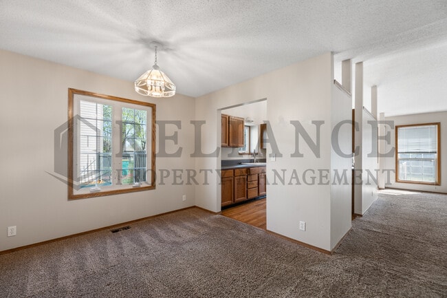 Building Photo - 3826 N Cranberry St