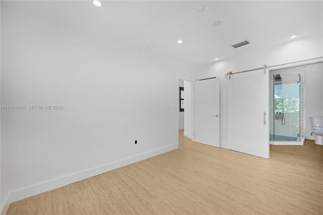 Building Photo - 6476 SW 10th Terrace