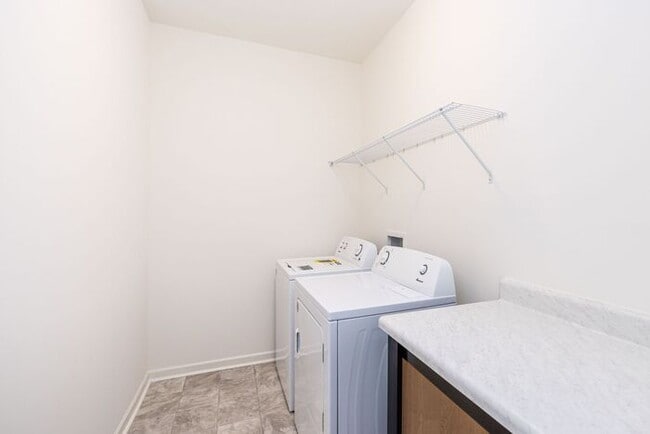 Building Photo - 4 Bedroom Home Piedmont School District - AVAILABLE FEBRUARY 2026