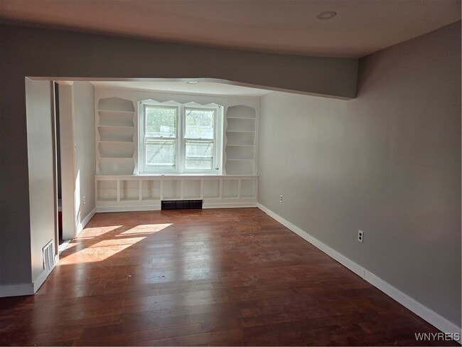 Building Photo - 55 Cleveland Dr