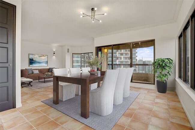 Building Photo - 2001 Holcombe Blvd