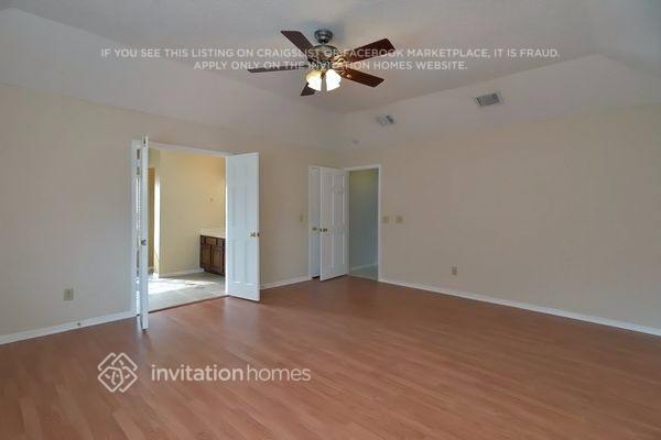 Building Photo - 11211 Rocky Mill Dr