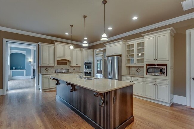 Building Photo - 3924 Sweat Creek Run NE