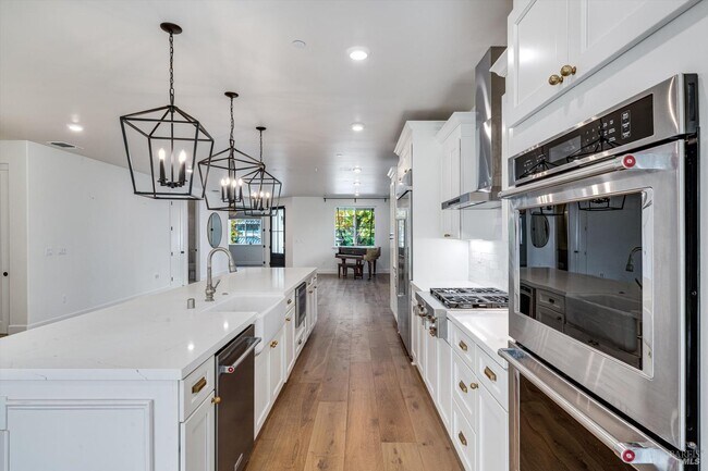 Building Photo - 1980 Bent Tree Pl