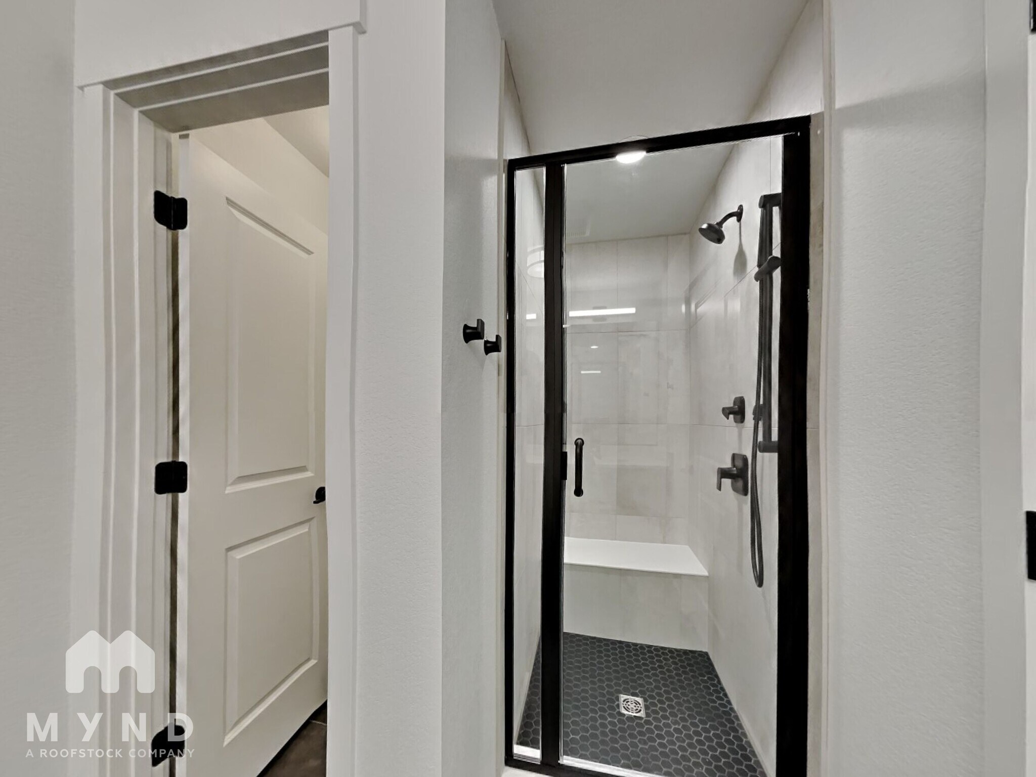 Building Photo - 3595 Mission Bay Ct