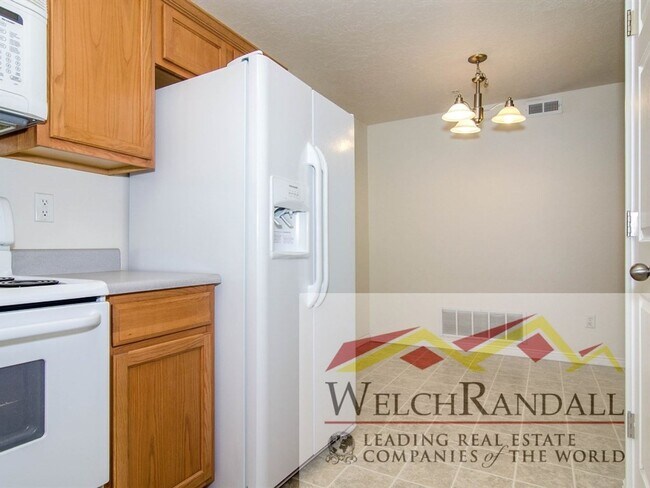 Building Photo - Spacious Lehi Condo