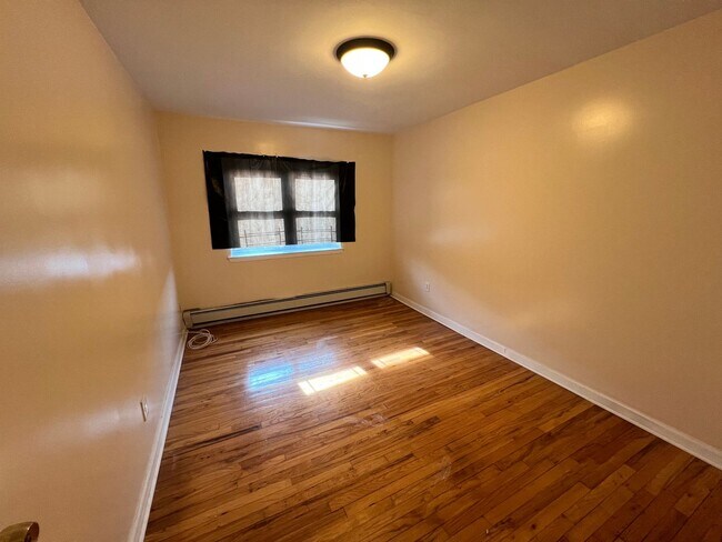 Building Photo - 224-19 Braddock Ave