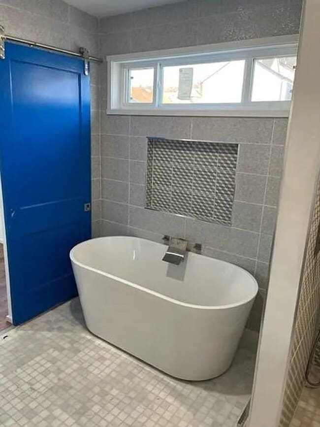 Building Photo - New Renovation - Lawrenceville Home