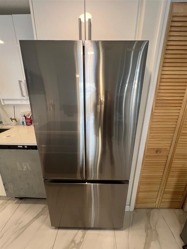 Building Photo - 1390 Ocean Dr