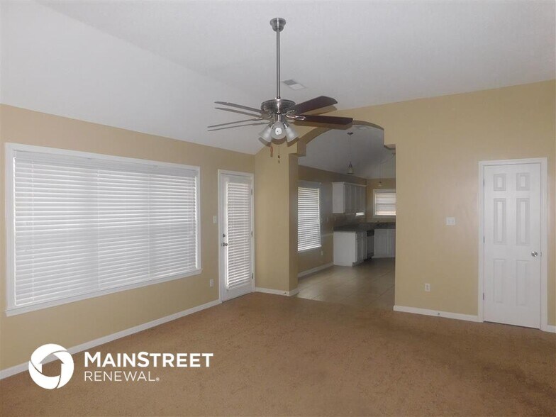 Building Photo - 9254 Tamhaven Dr