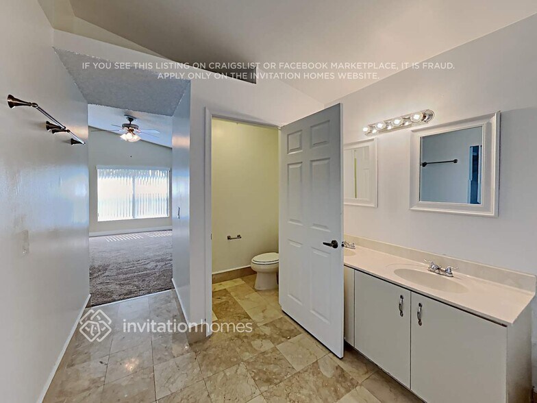 Building Photo - 1001 NW 125th Terrace