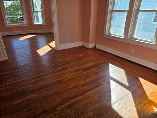 Building Photo - 27 Longfellow Terrace