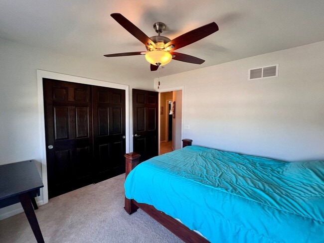 Building Photo - Menomonee Falls Single Family Home for Rent!