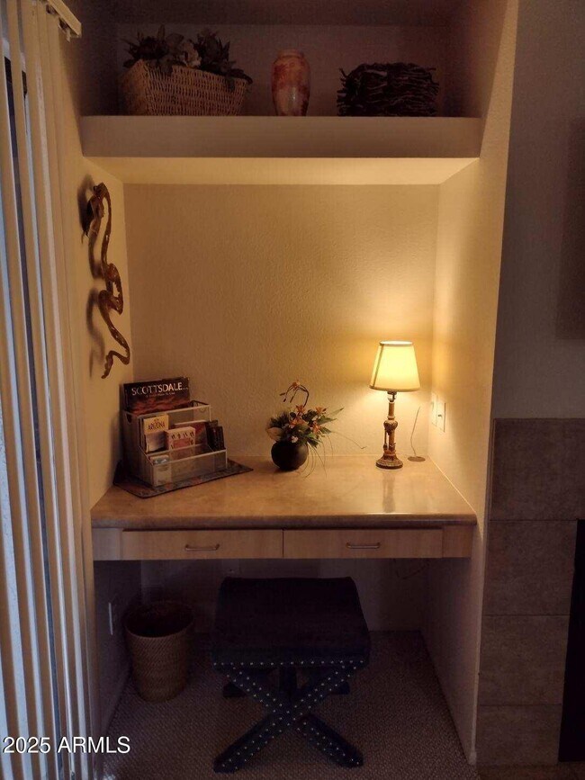 Building Photo - 10115 E Mountain View Rd