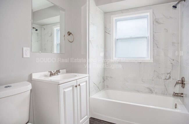 Building Photo - 5002 Euclid Ave E