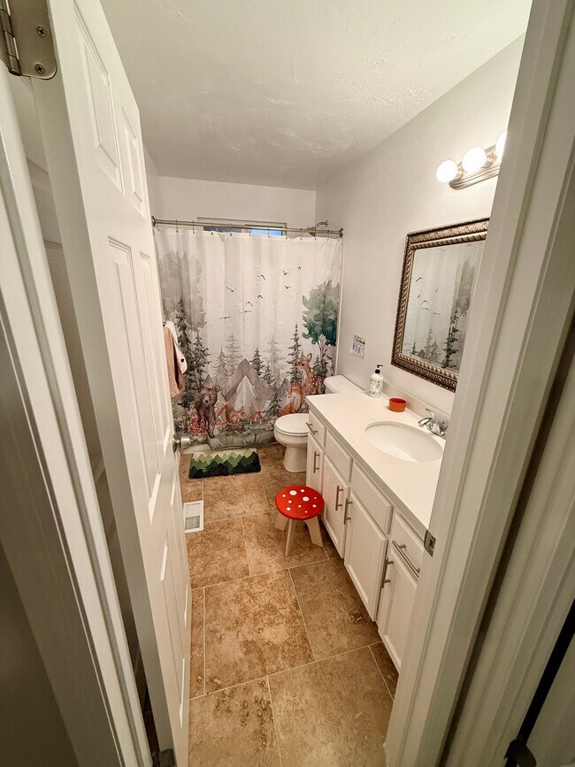 Building Photo - 6793 Mountain Aura Dr