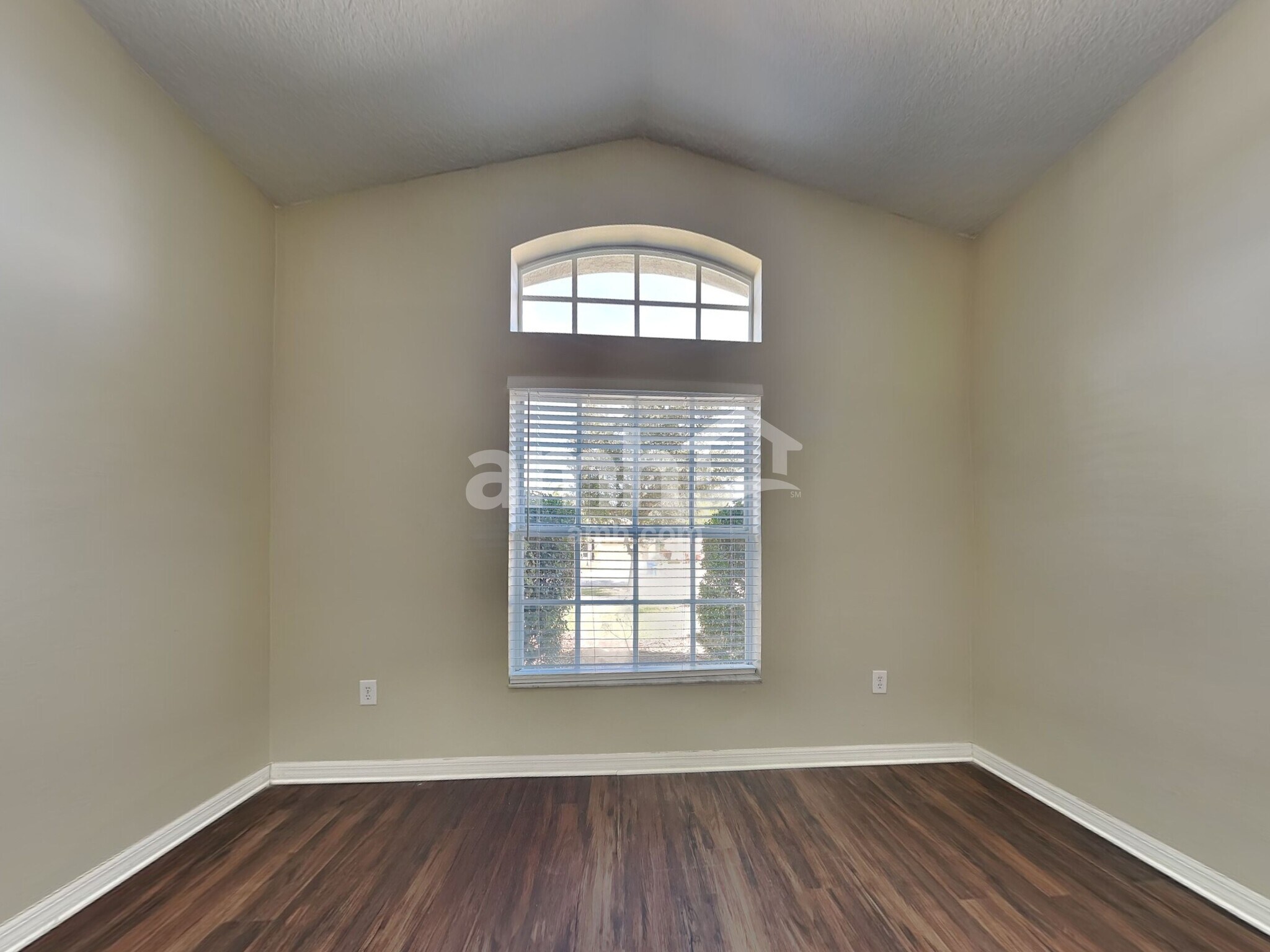 Building Photo - 7029 Monarch Park Dr