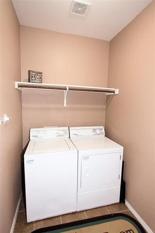 Building Photo - 1405 Villa Paloma Blvd