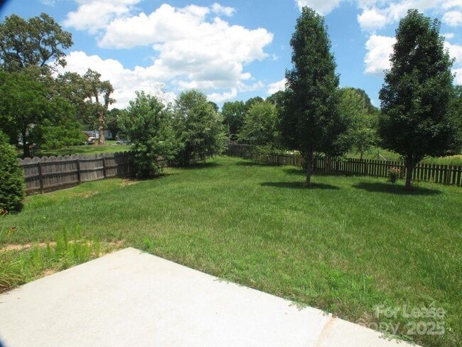 Building Photo - 3012 Stevens Schultz Ln