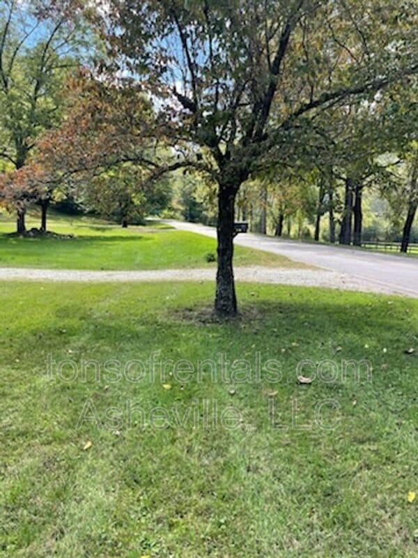 Building Photo - 360 N Jones Creek Rd