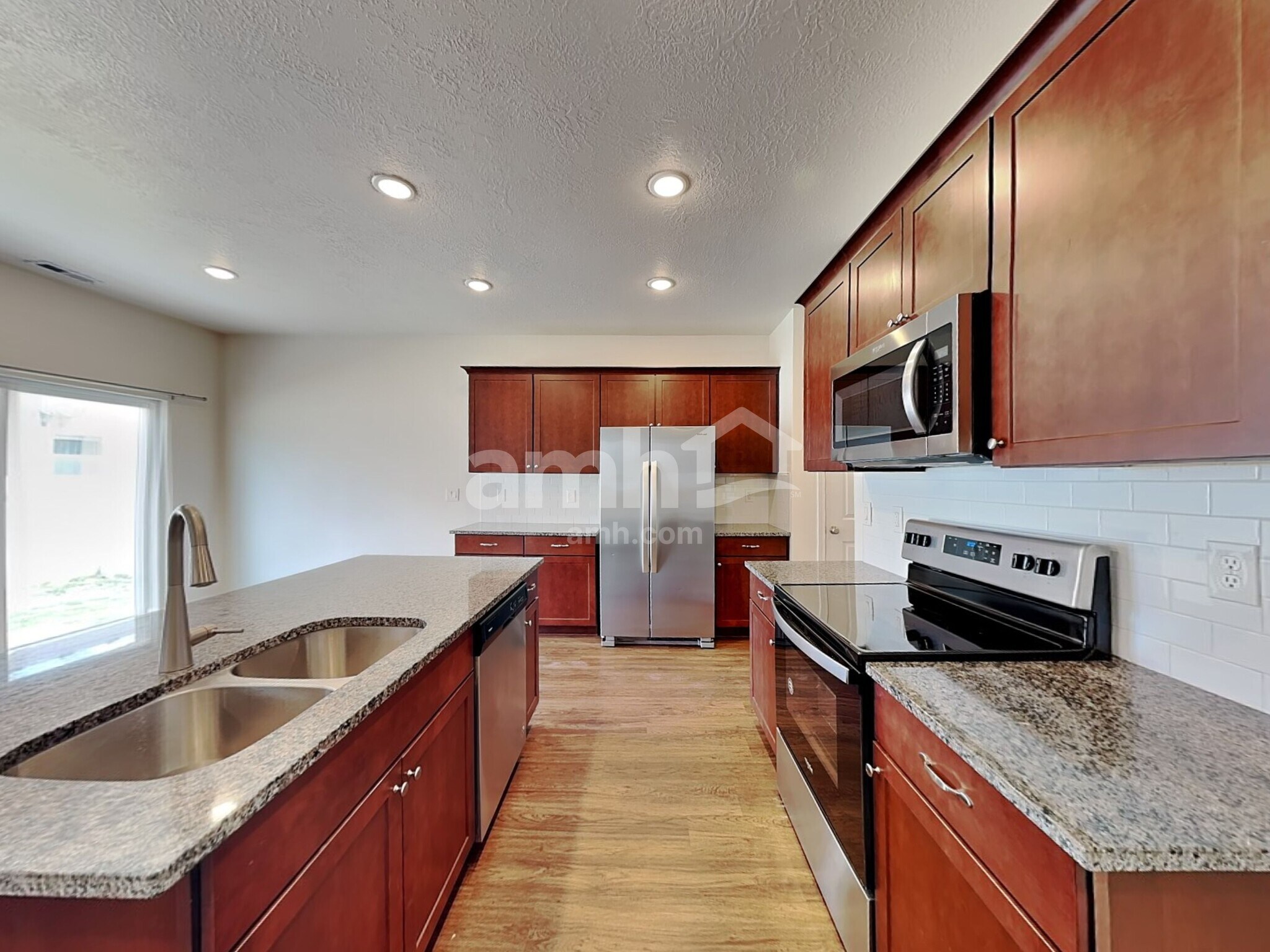 Building Photo - 2349 Frontier St