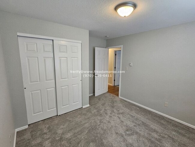 Building Photo - 455 David Ct