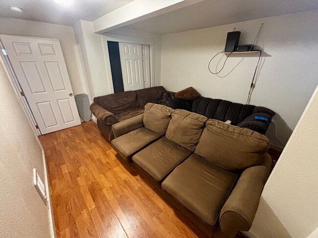 Building Photo - 617 S Jefferson St