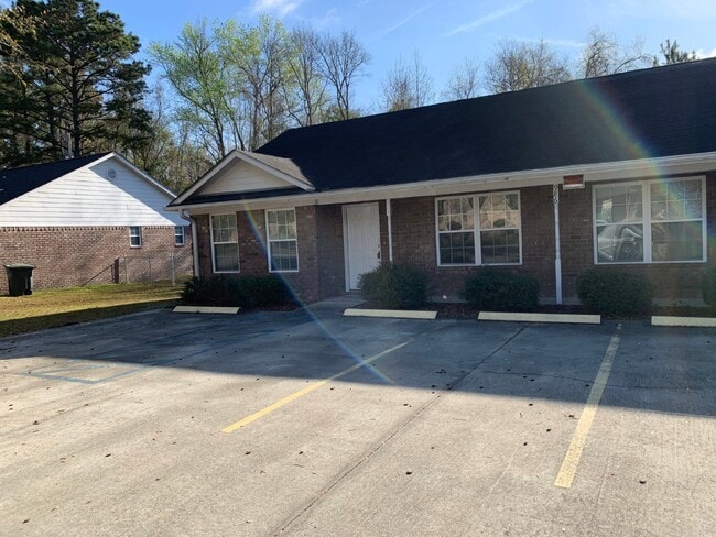 Primary Photo - Duplex for Rent