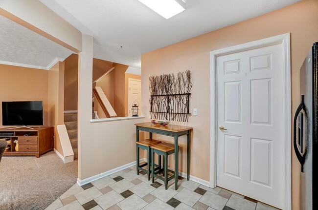 Building Photo - 5306 Country Ridge Dr