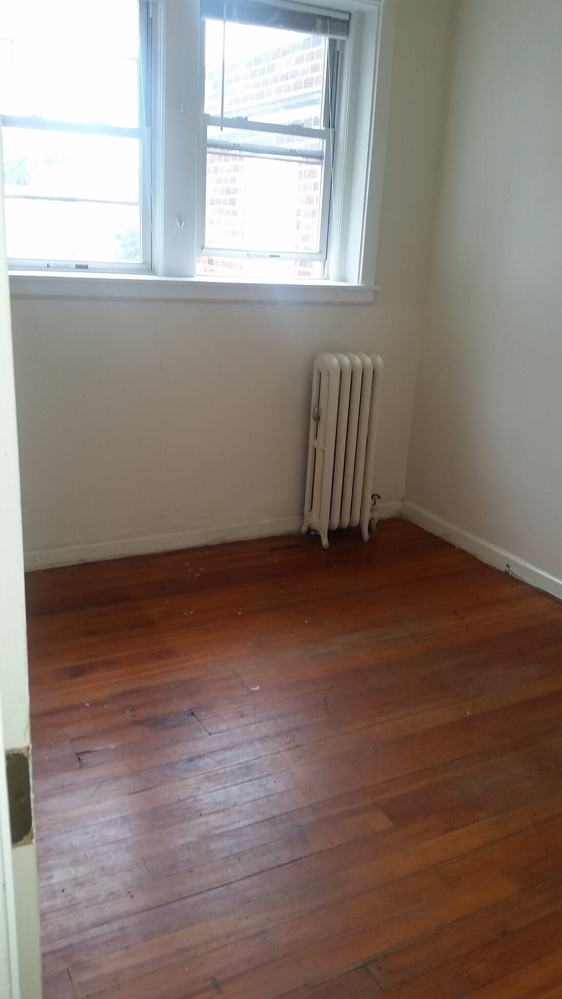 Building Photo - 318 Saint Paul St