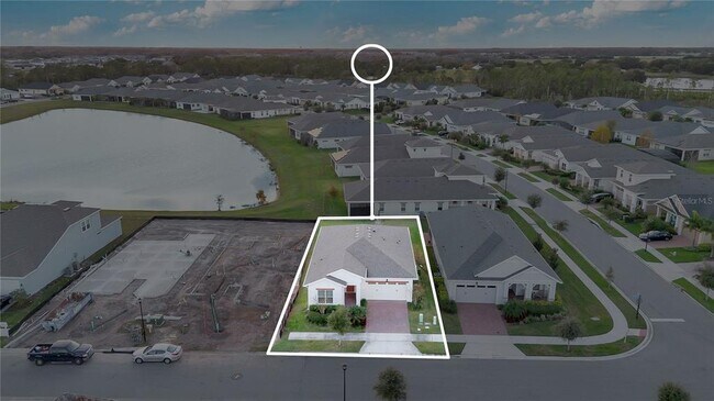 Building Photo - 5092 Twin Lakes Blvd