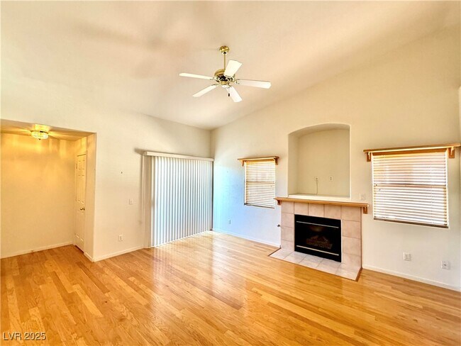 Building Photo - 2052 Turquoise Ridge St