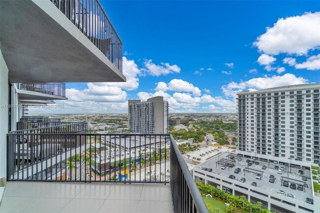 Building Photo - 5252 NW 85th Ave