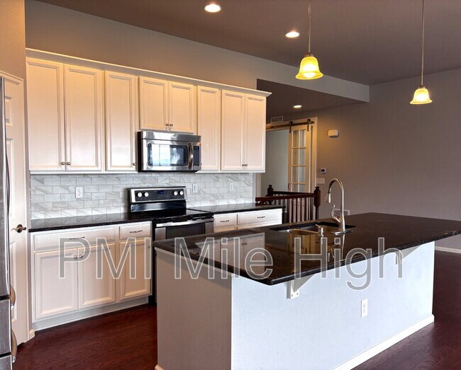 Building Photo - 16976 W 85th Ln
